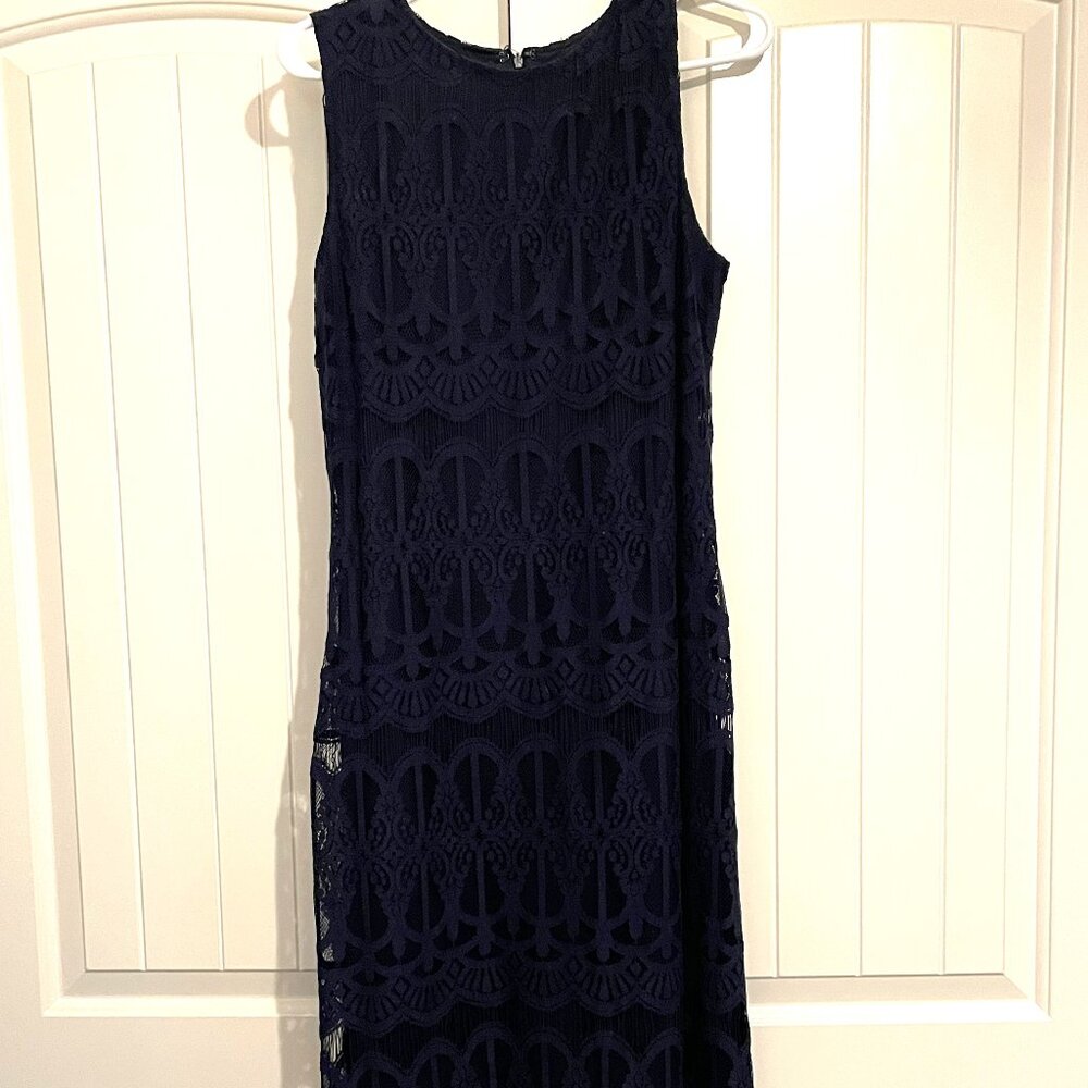 Sharagano Sleeveless Lace Midi Dress